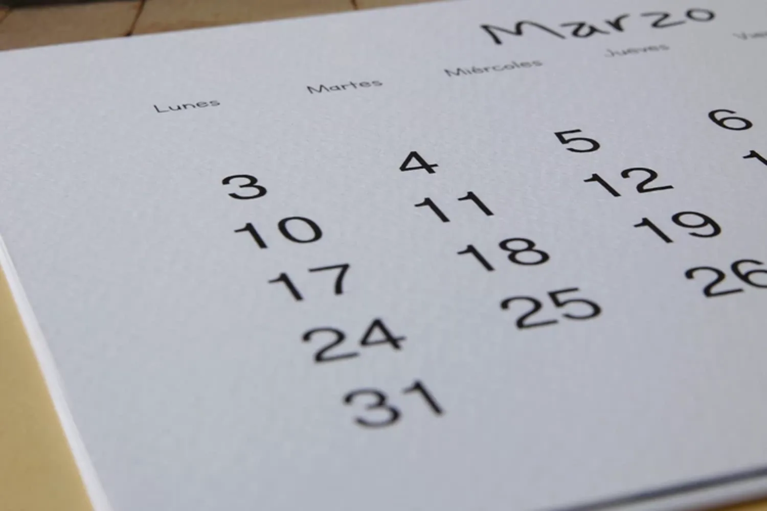Calendario de pared una hoja por mes